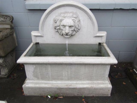 Lion Trough Water Feature